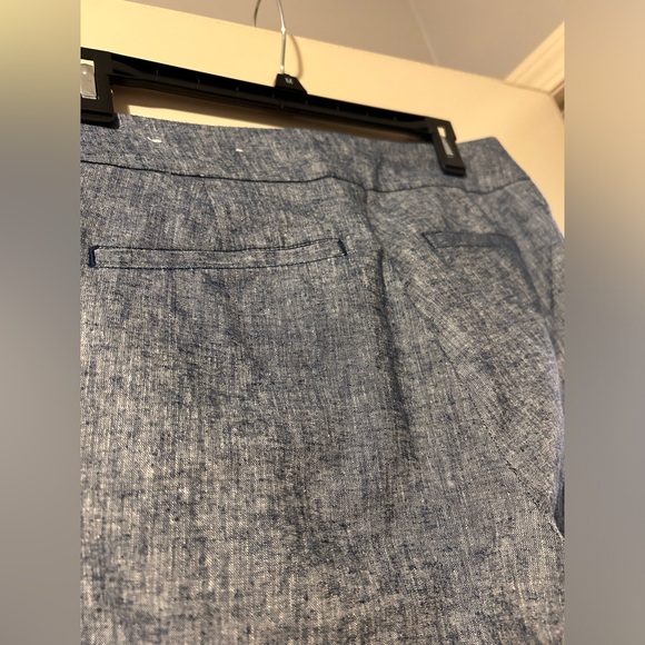 Ann Taylor Lenin blend pants size 6 - Picture 8 of 8